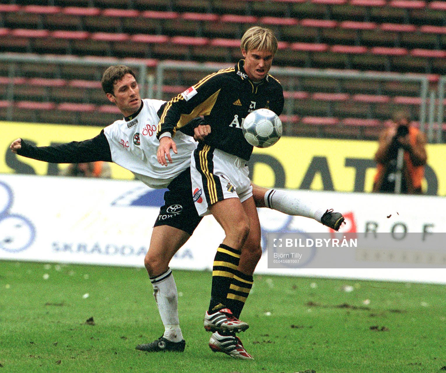Aik - Örebro: Peter Karlsson, Örebro och Andreas