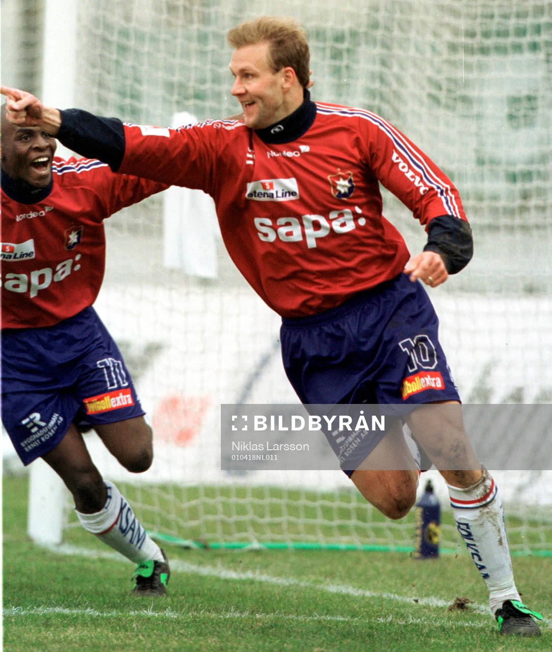 Joachim  Karlsson och Christian Hemberg (jubel)