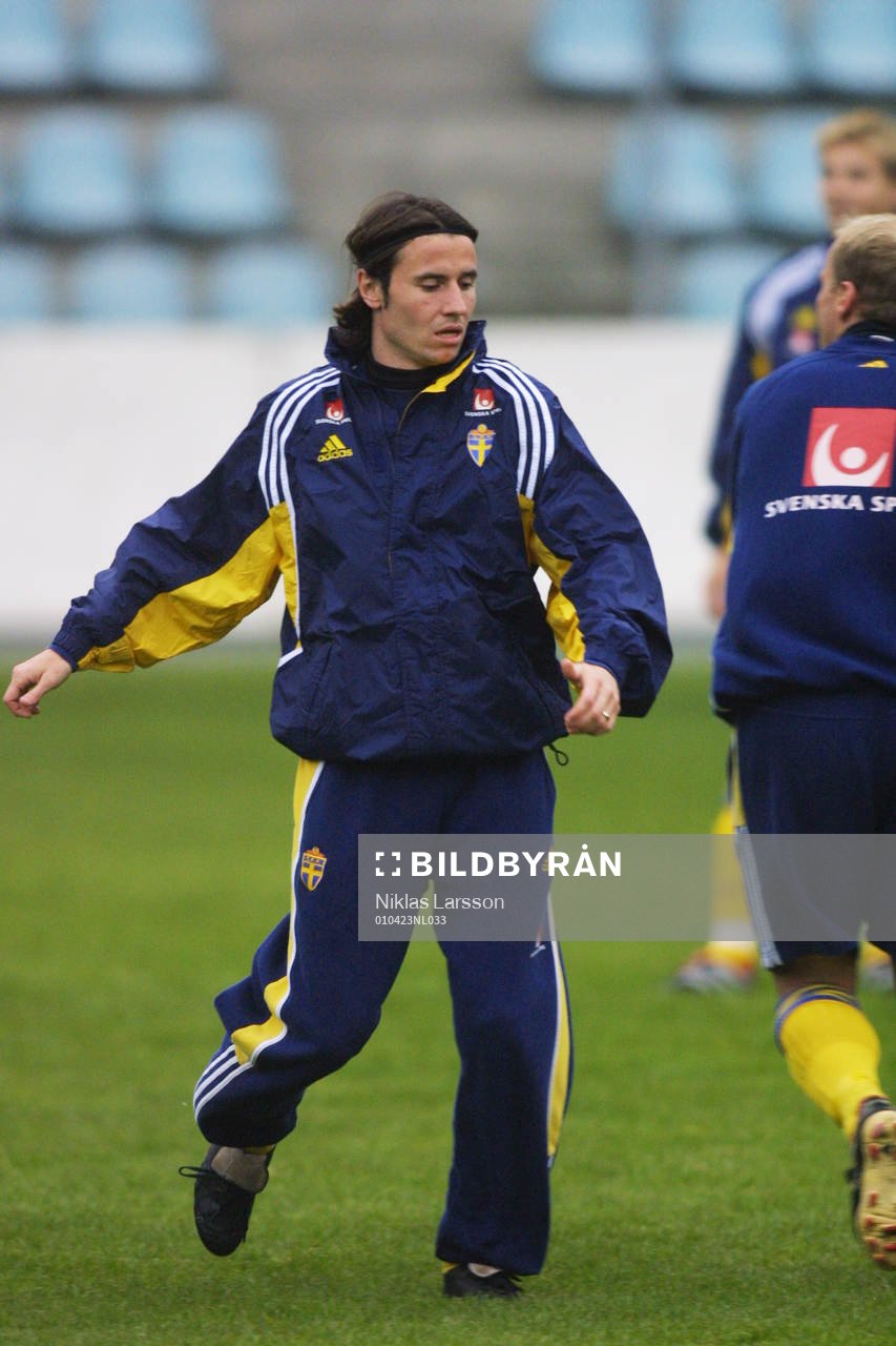 Yksel Osmanovski, Sverige