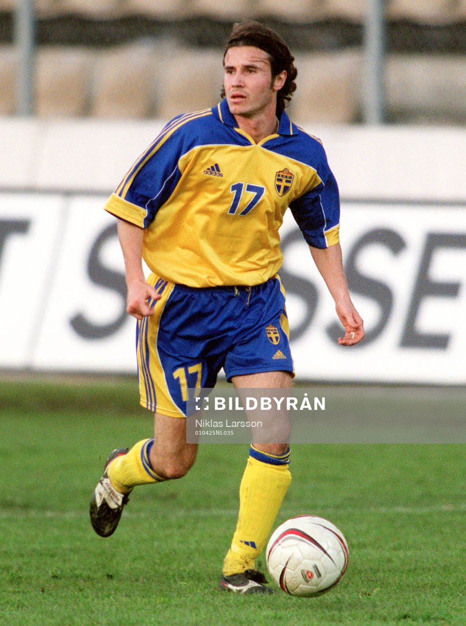 Yksel Osmanovski, Sverige