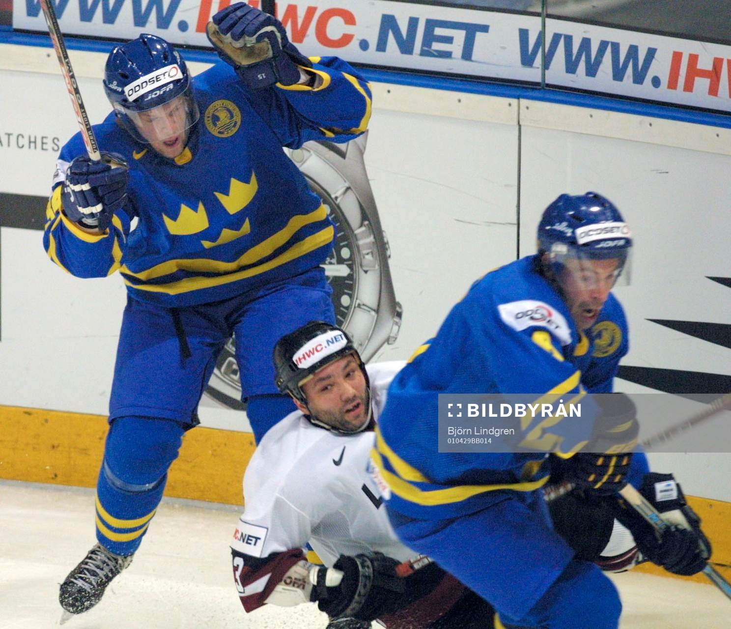 Gregorijs Pantelejevs mellan Henrik Sedin och Christer