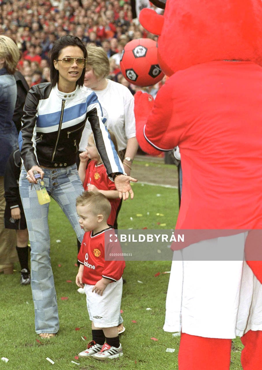  Victoria och Brooklyn Beckham.