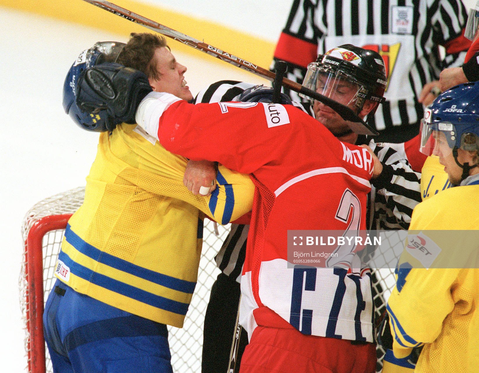 Kim Johnsson, Sverige, bråk, slagsmål