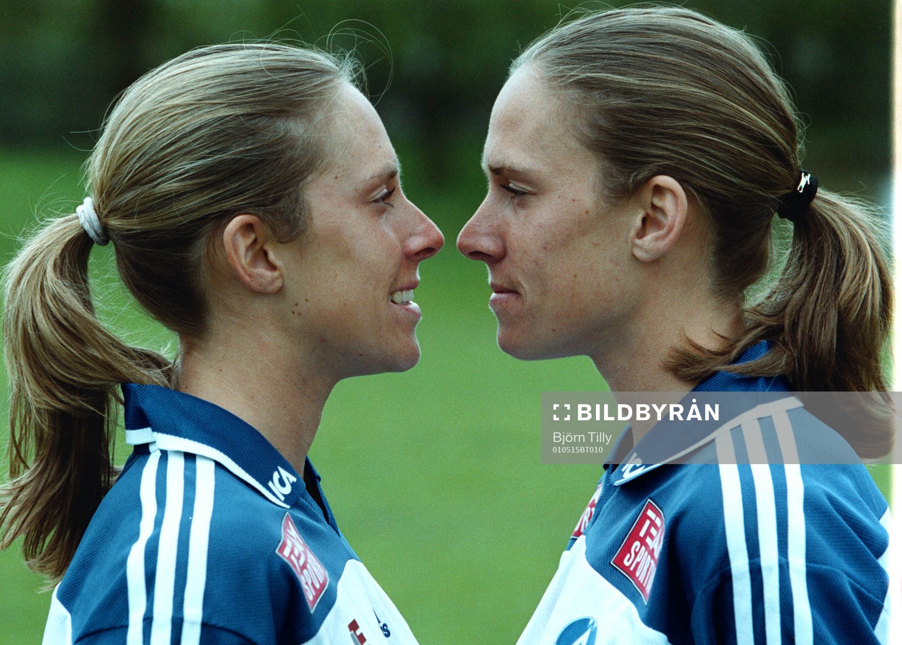 fotboll, dam, Systrarna Helen och Linda Fagerström,