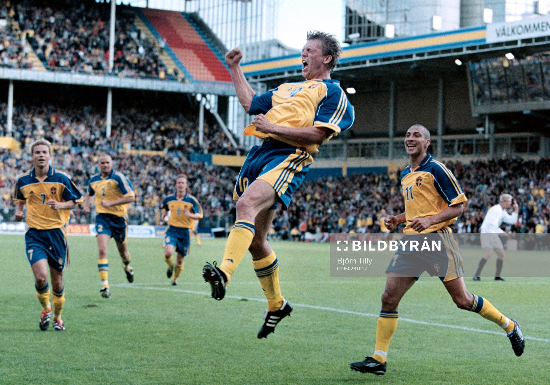fotboll Sverige - Slovakien, Marcus Allbäck, jubel