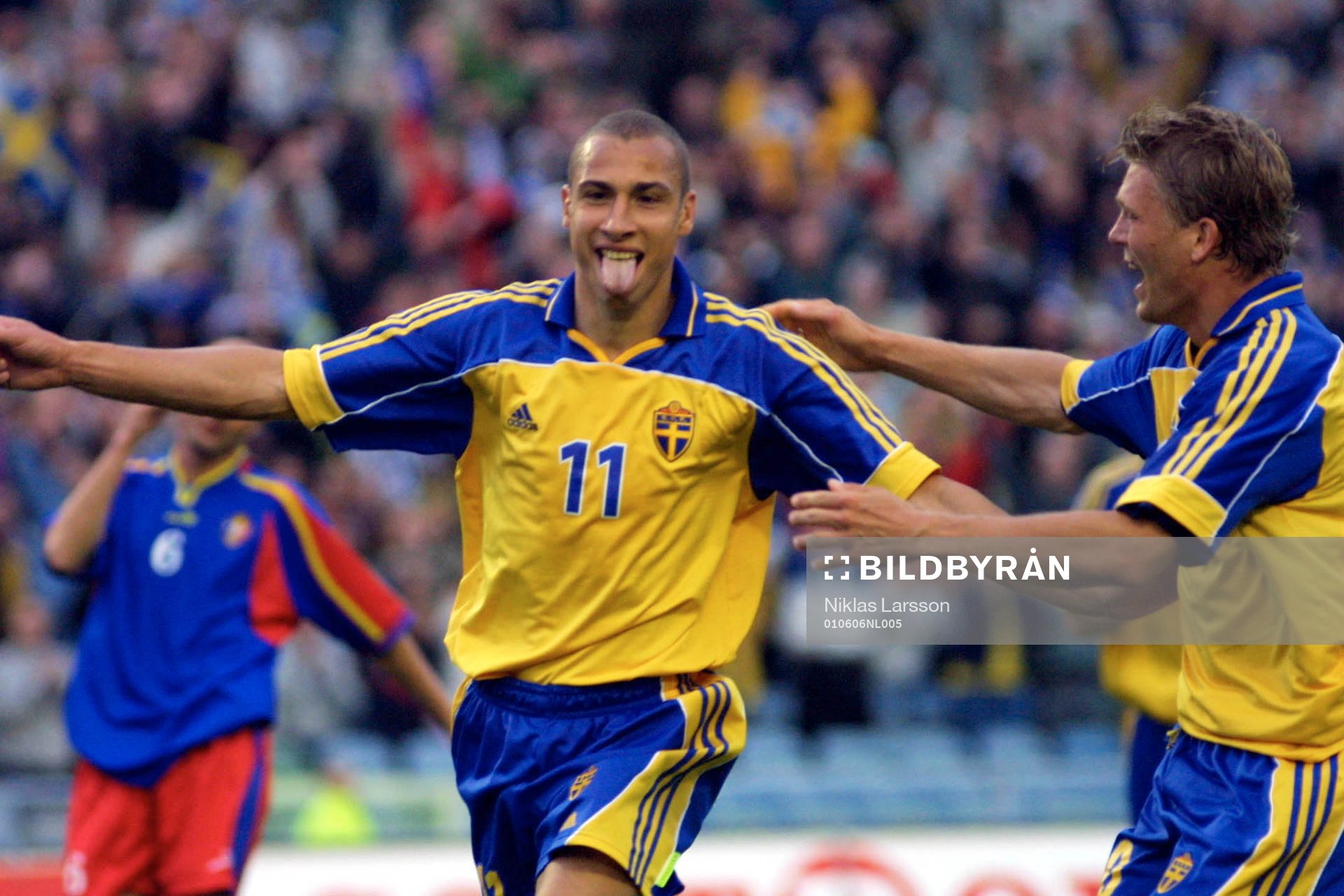  Henrik Larsson, Sverige jublar efter sitt straffmål