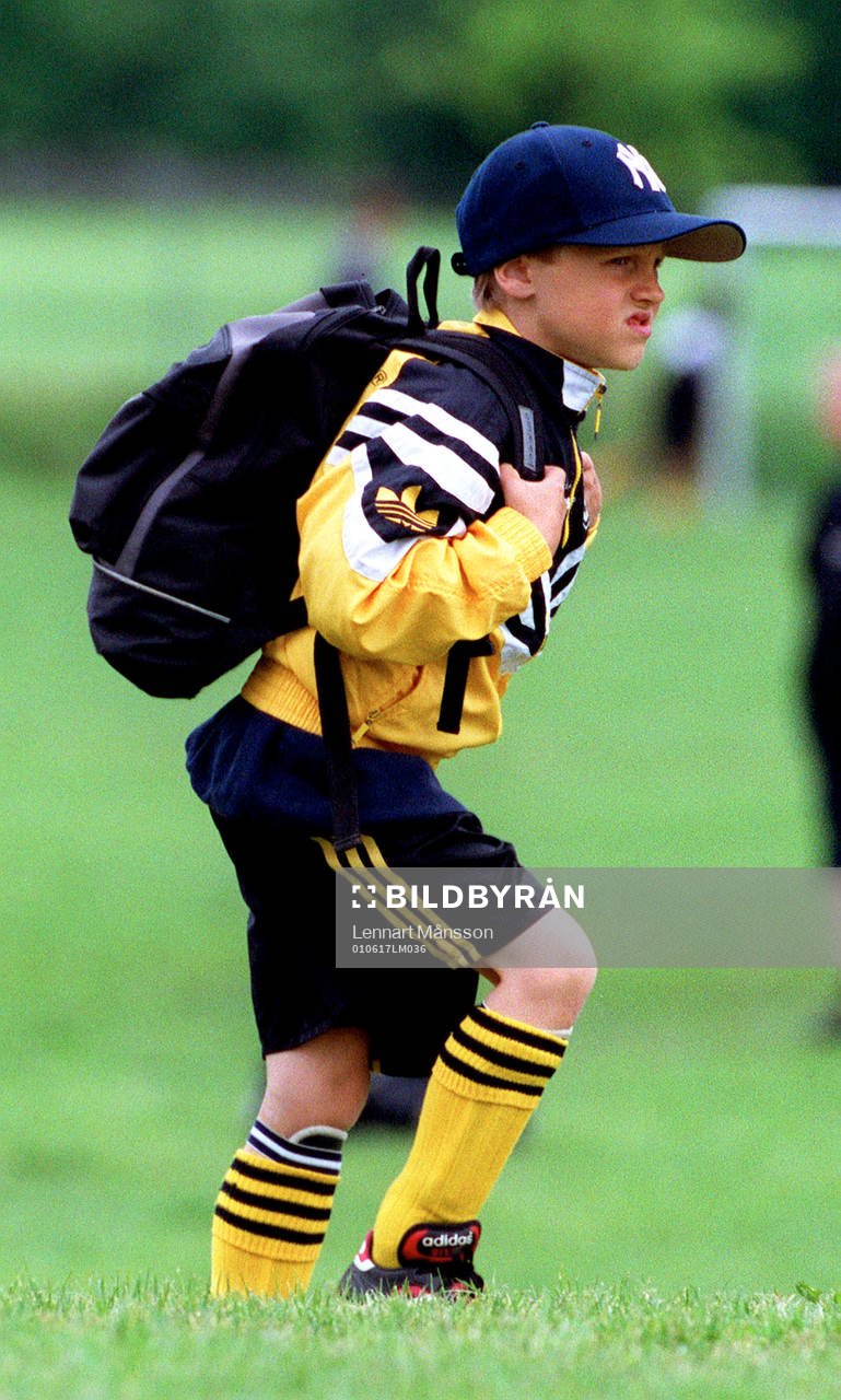 Fotboll, Skånetrafiken Cup, knatte