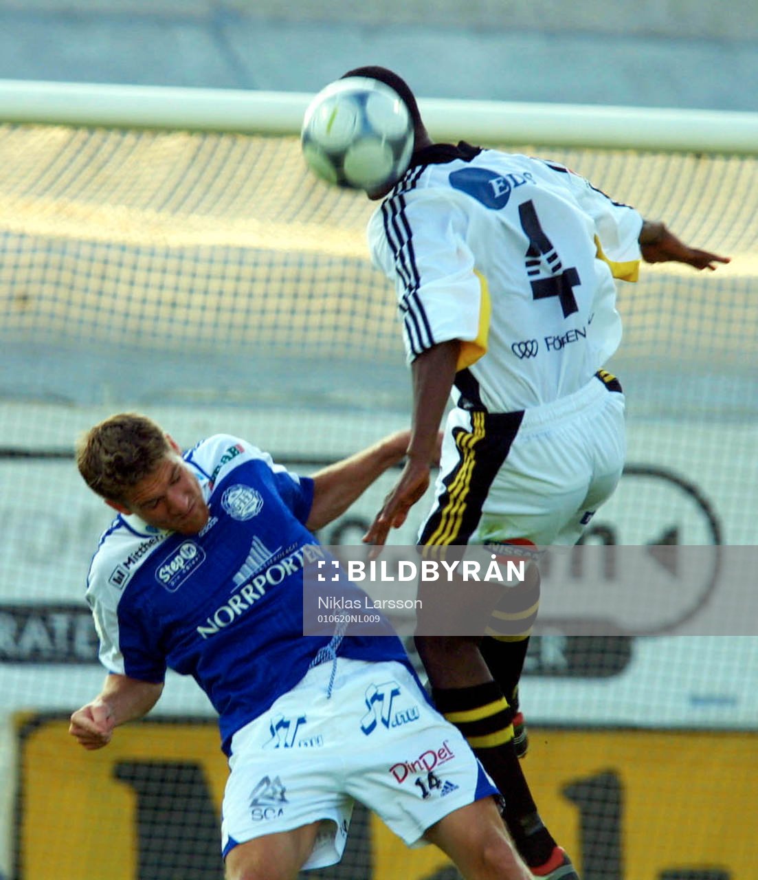  Benjamin Kibebe, AIK och Jon Ericsson, Sundsvall