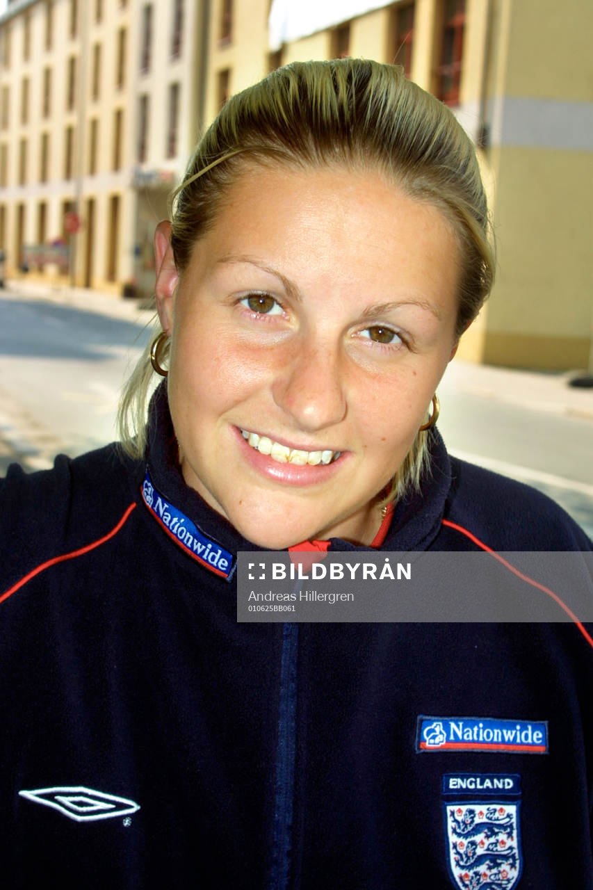 Kelly Smith, England