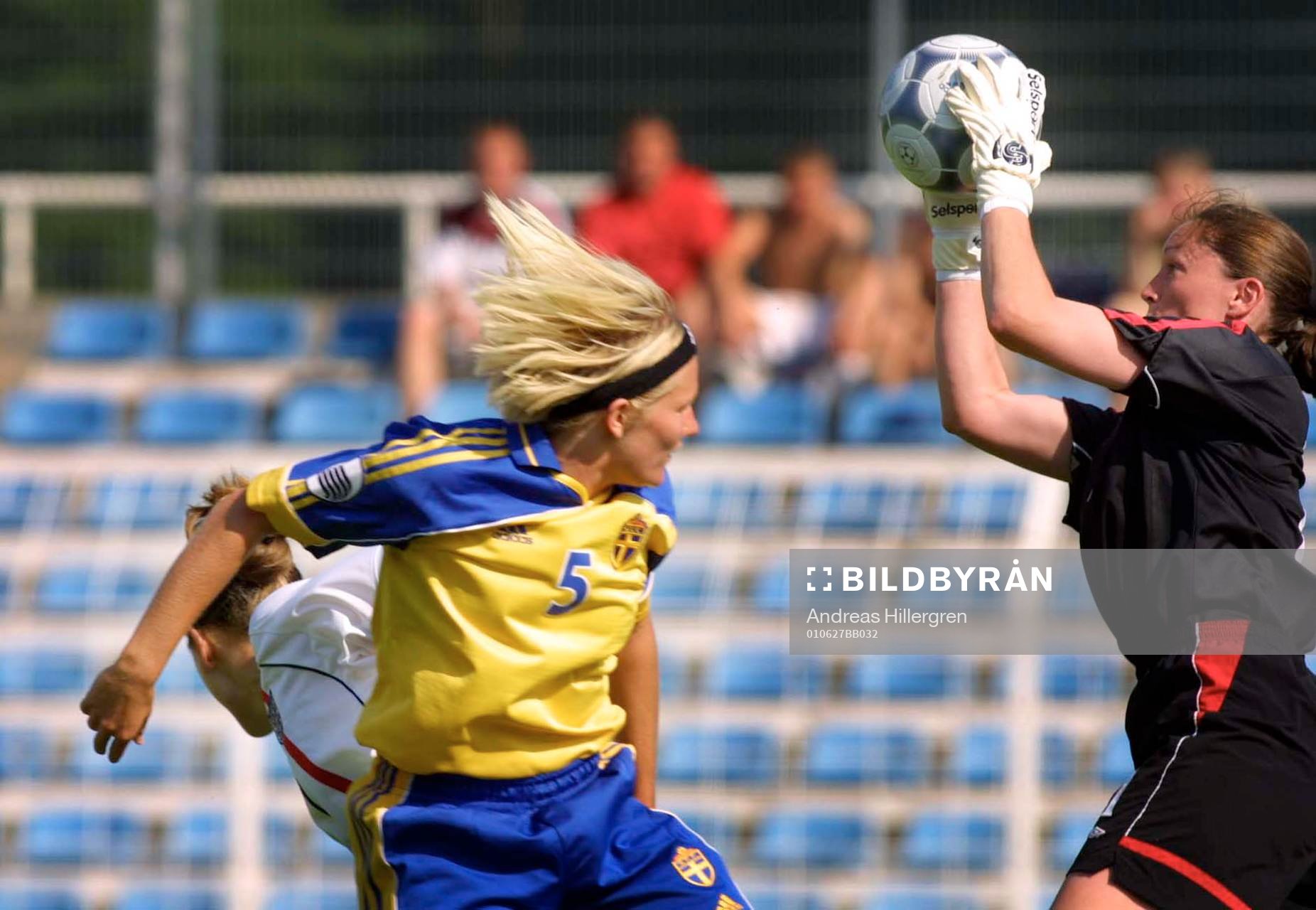 Kristin Bengtsson, Sverige framme vid Pauline Cope, England