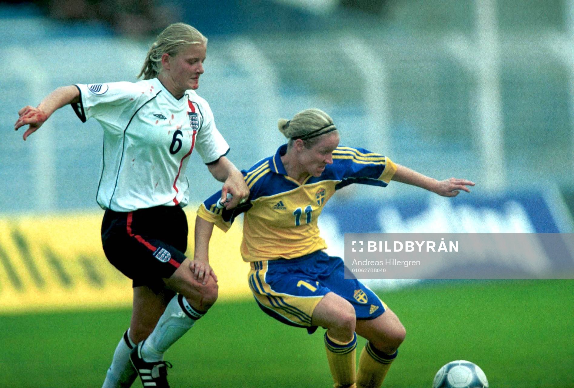 Victoria Svensson, Sverige, möter en blodig, Katie