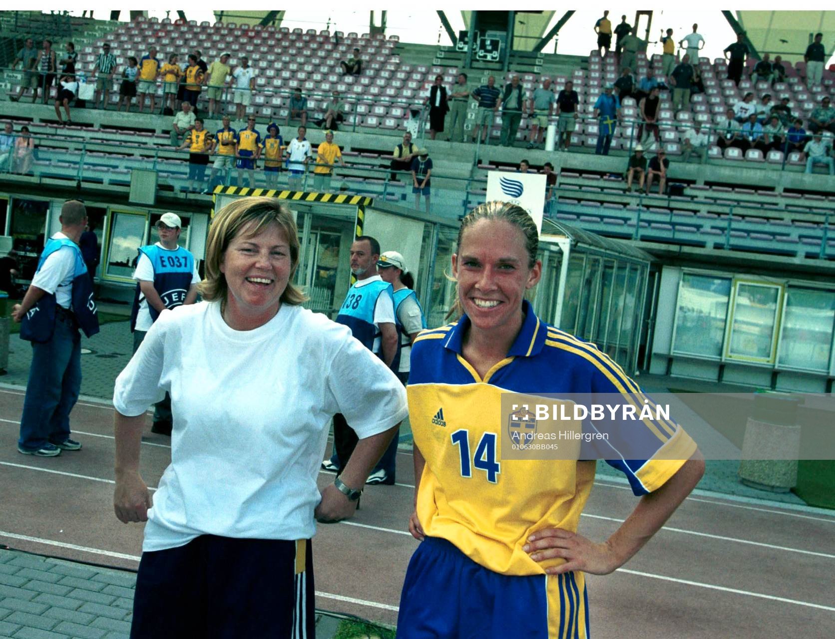 Marika Domanski och Linda Fagerström