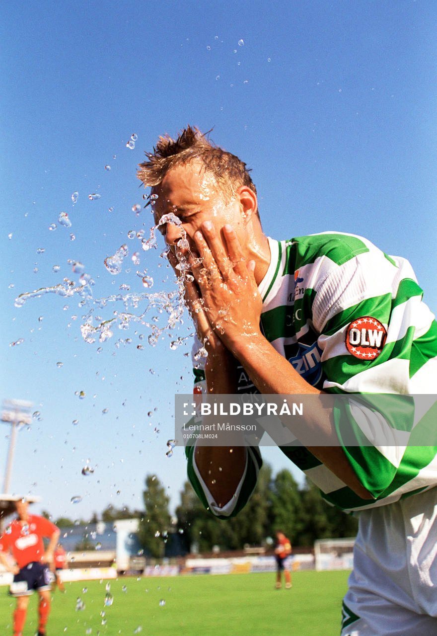 Jonas Botold, Västerås svalkar sig i värmen