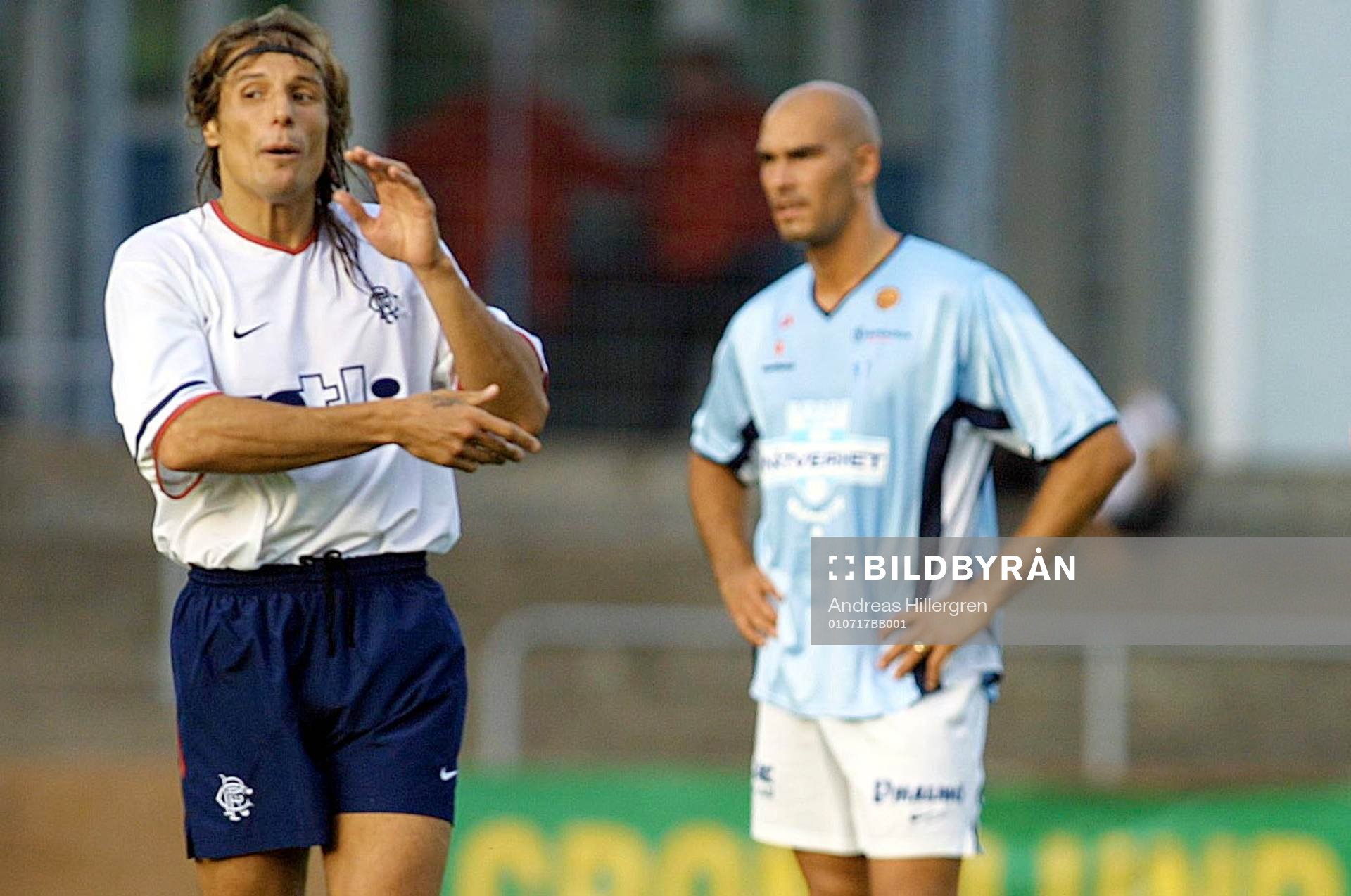Fotboll, Malmö FF - Glasgow Rangers: Daniel Majstorovic, Malmö och Claudio Caniggia, Rangers