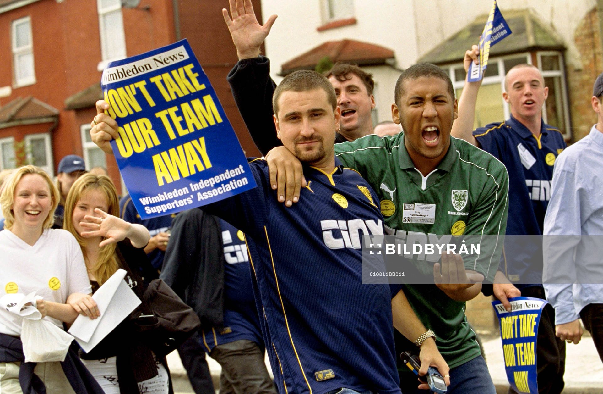 Wimbledon fans protesterar mot