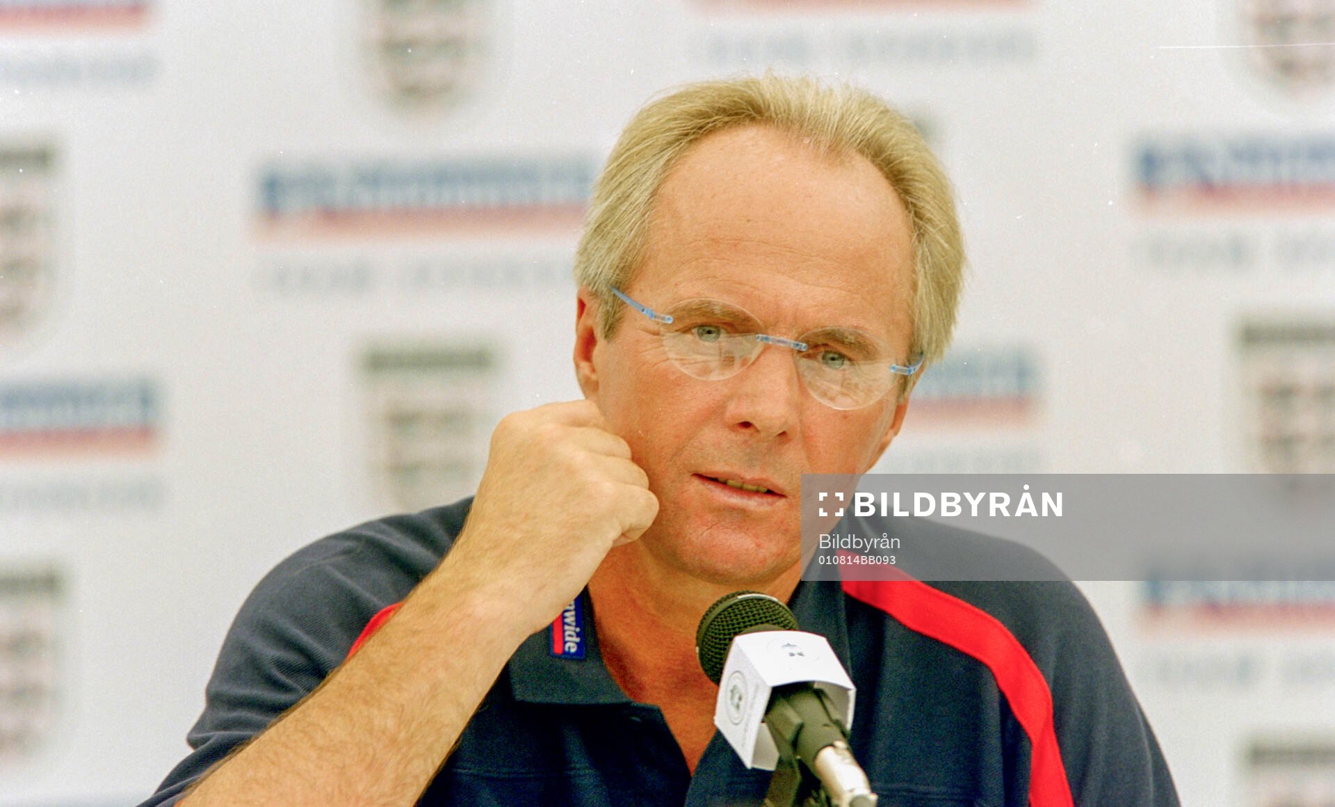 England manager Sven-Goran Eriksson at press conference