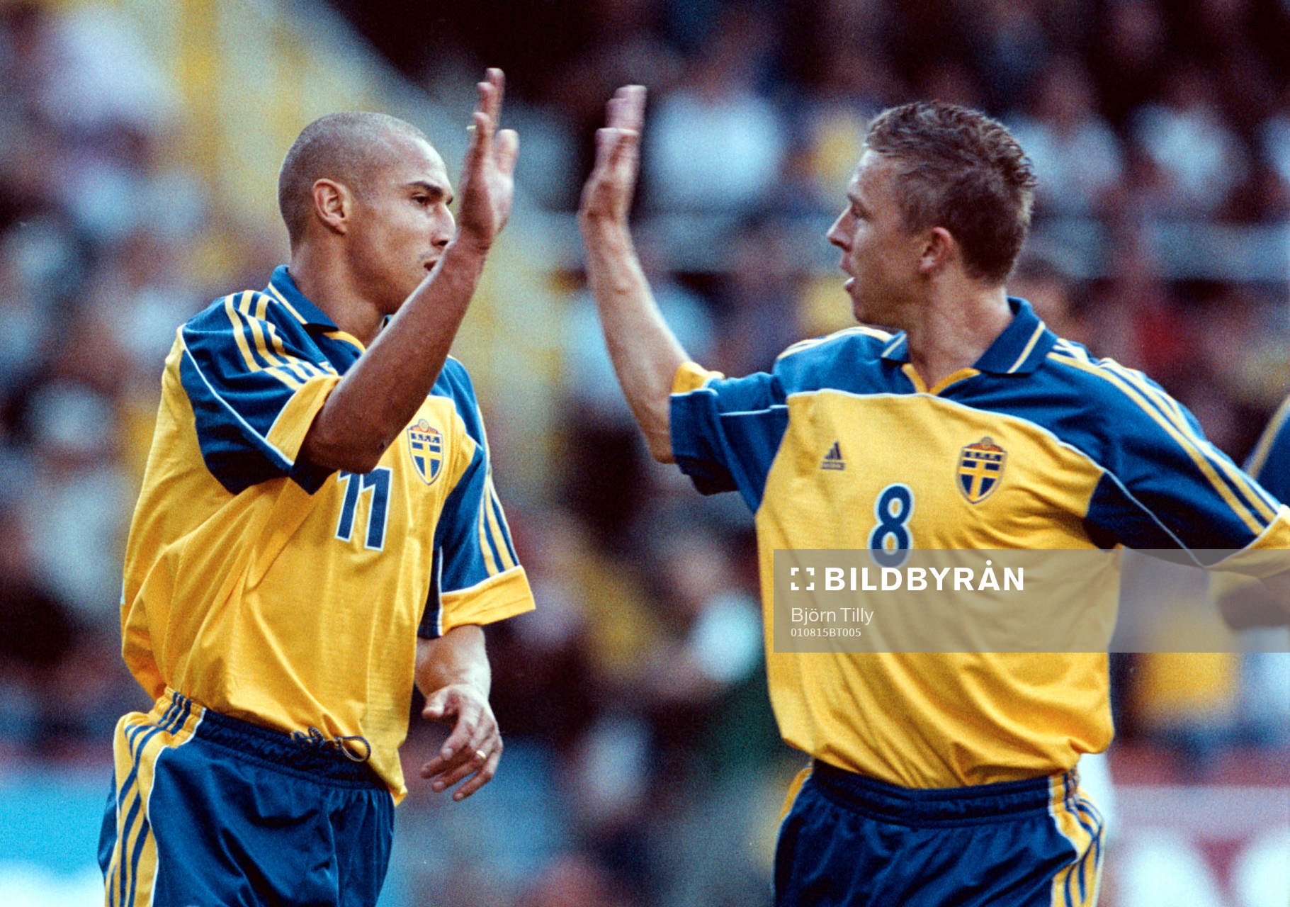 fotboll Sverige - Sydafrika, Henrik Larsson (1-0) och