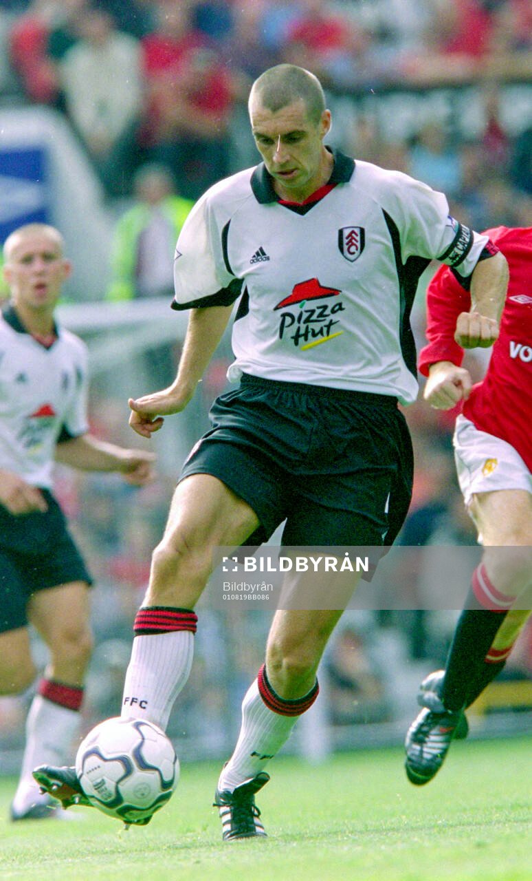 Football, Premier League, Season 2001-2002, Manchester United - Fulham: Andy Melville of Fulham.