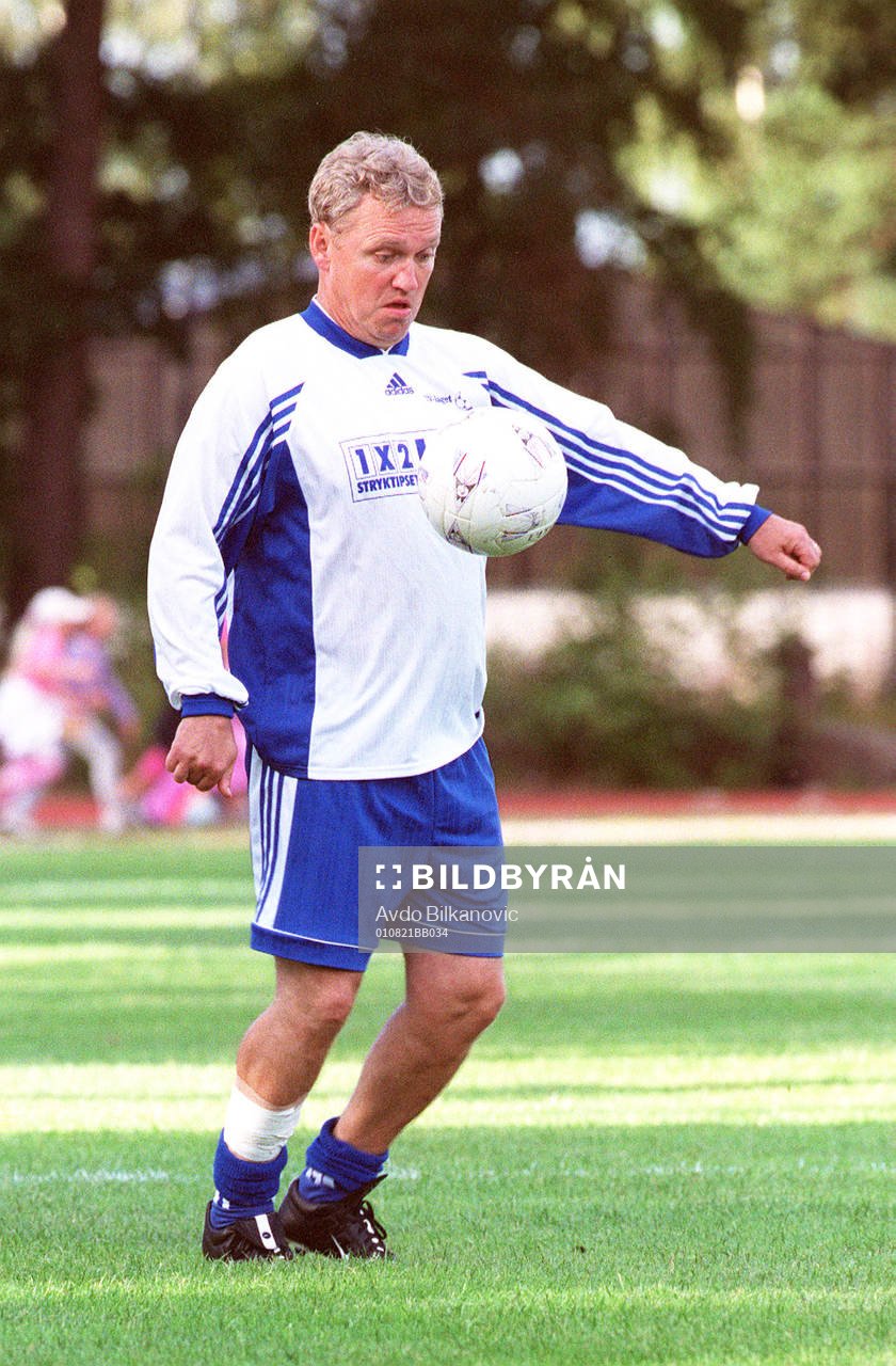 Fotboll, TV-laget, Benno Magnusson