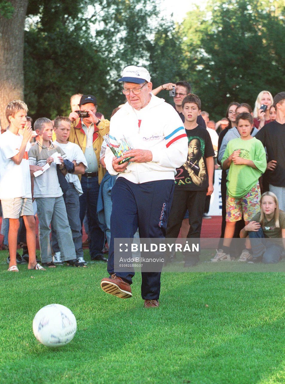 Alvesta, Fotboll, TV-laget, Bengt Bedrup gör avspark för