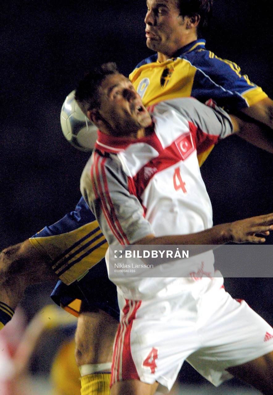 fredrik Ljungberg, Sverige och Fatih Akyel, Turkiet