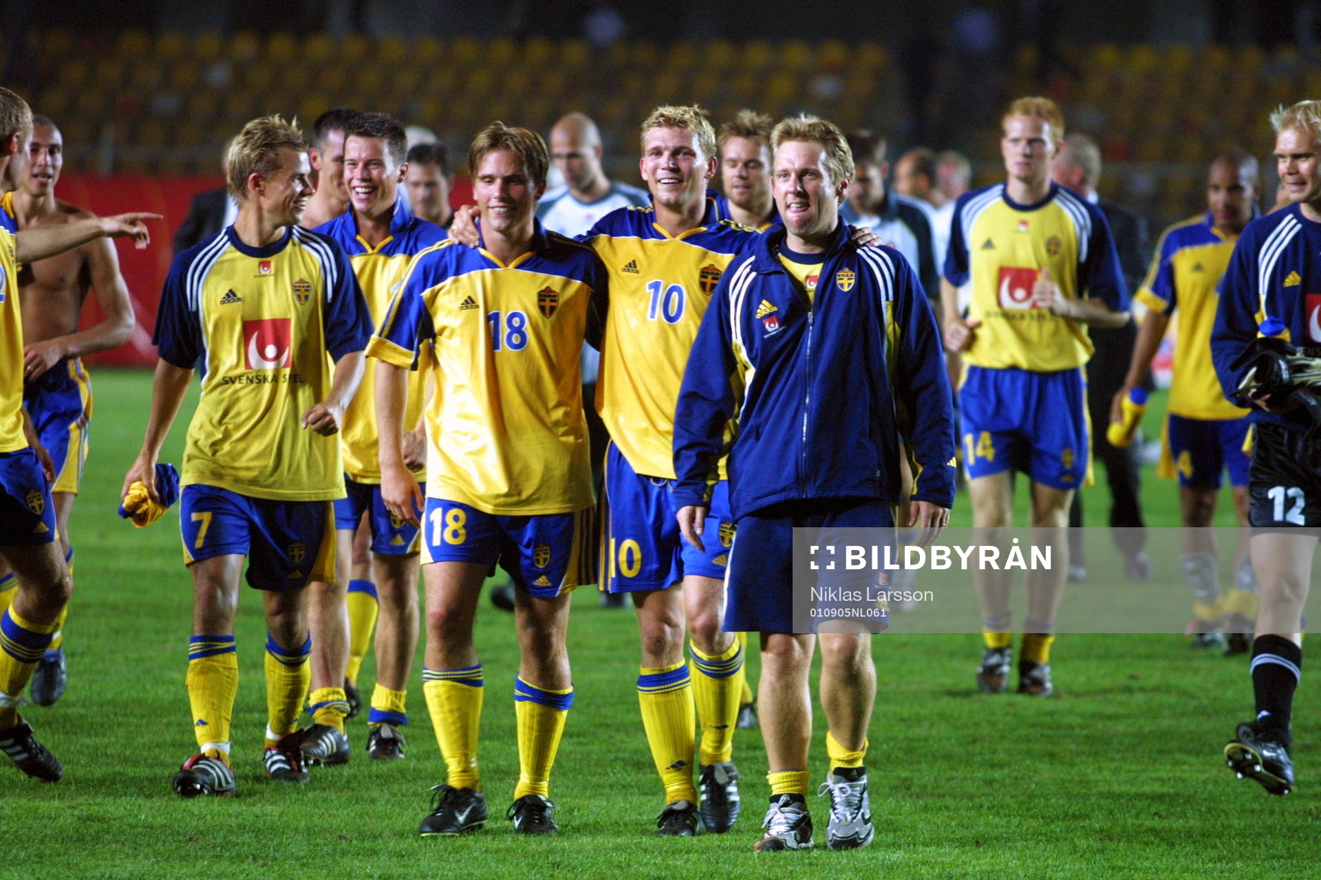Anders Svensson och Marcus Allbäck, Sverige jublar
