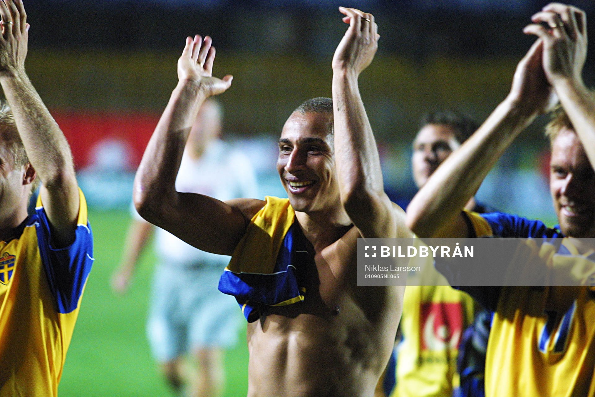 Henrik Larsson, Sverige jublar