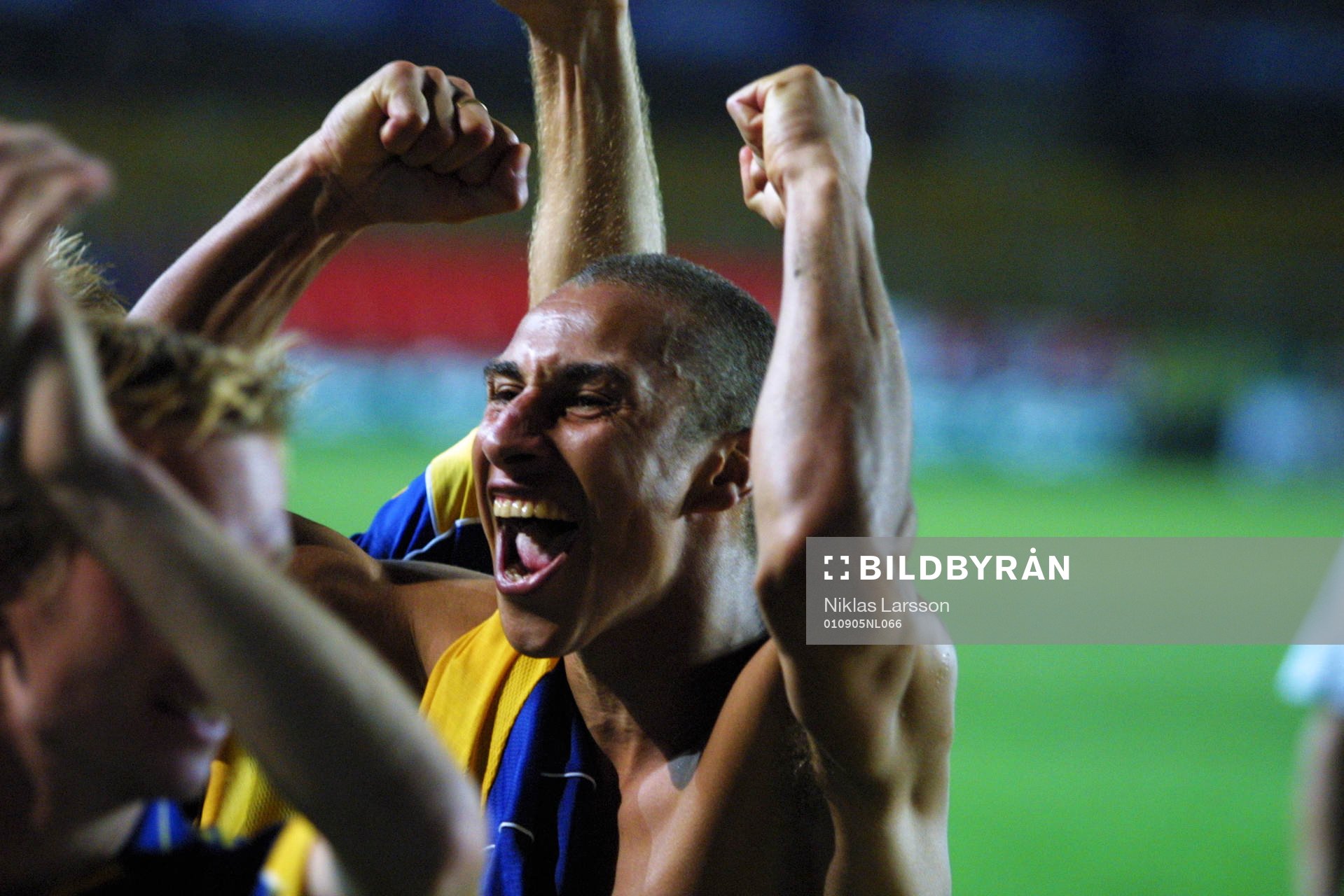 Henrik Larsson, Sverige jublar