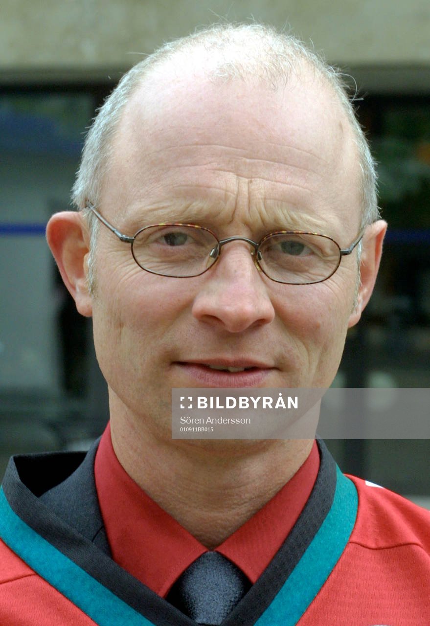 Jim Brithén, Modo