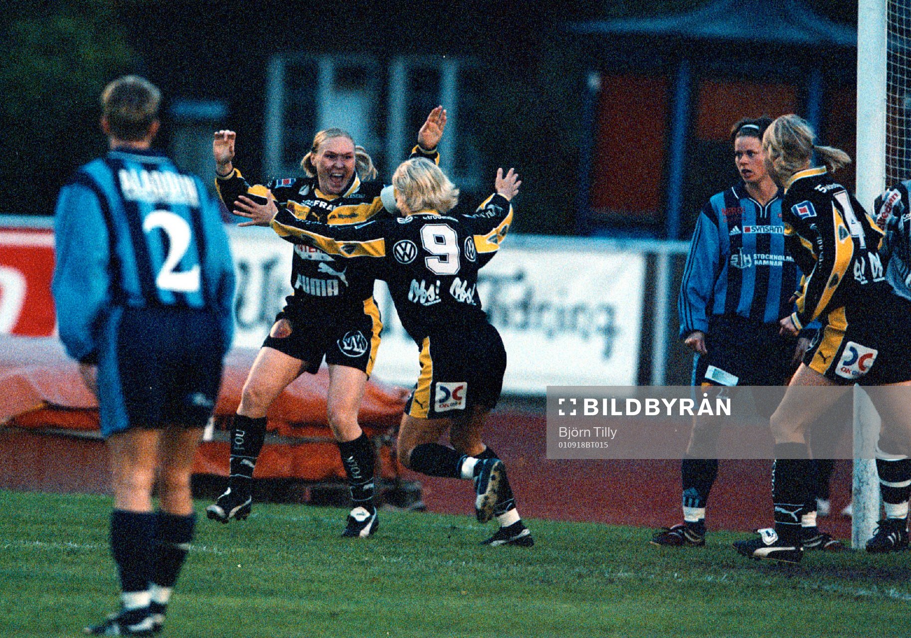 Fotboll, dam, Svenska Cupen final. Djurgården - Umeå.
