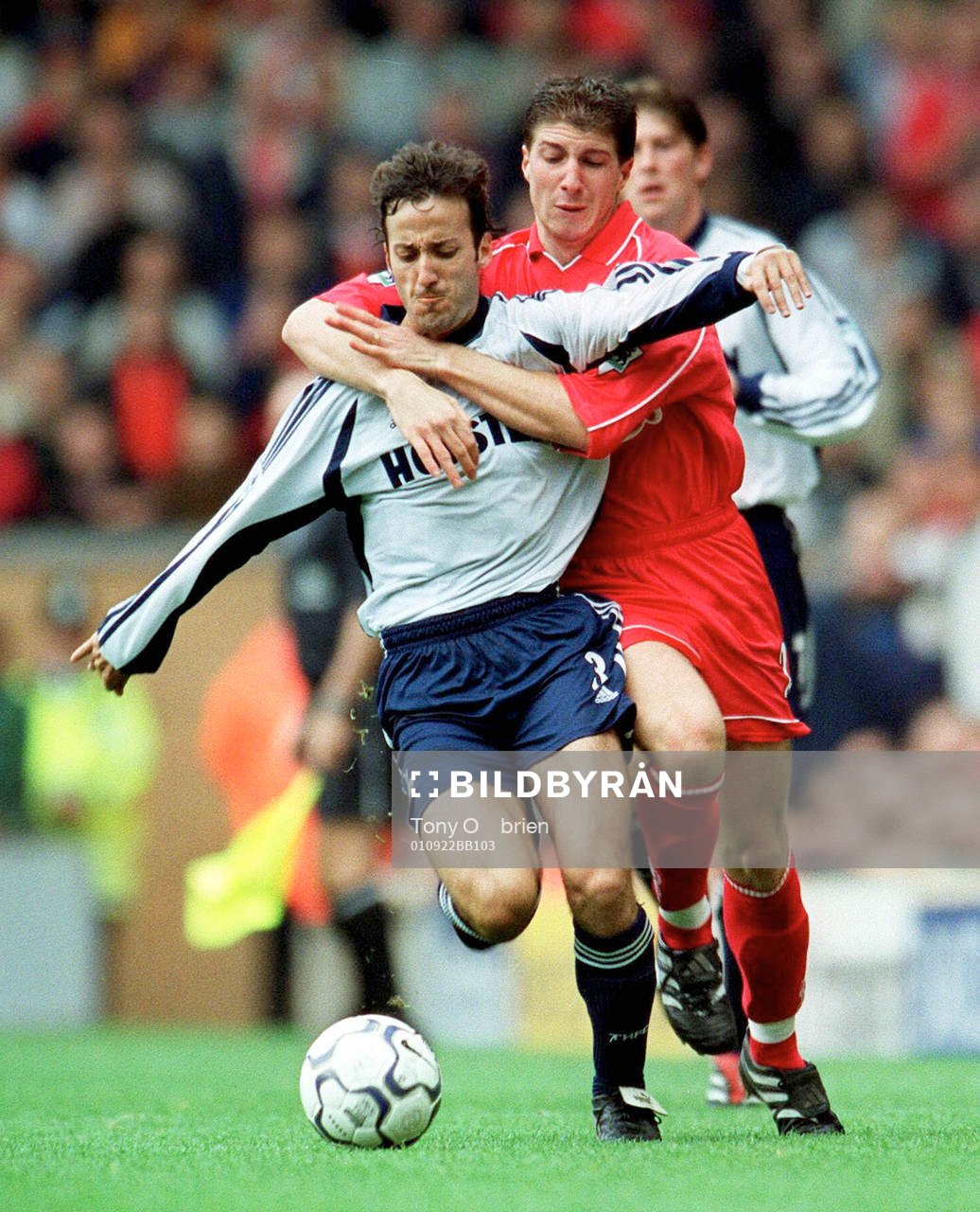 Mauricio Taricco, Tottenham och Gregory Vignal, Liverpool