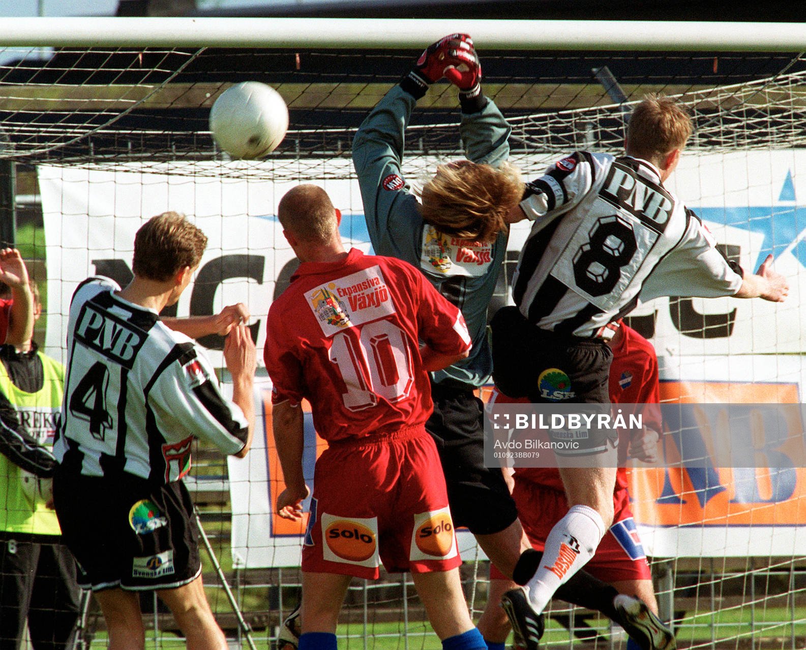 Målskytten Magnus Karlsson, Henrik Nilsson
