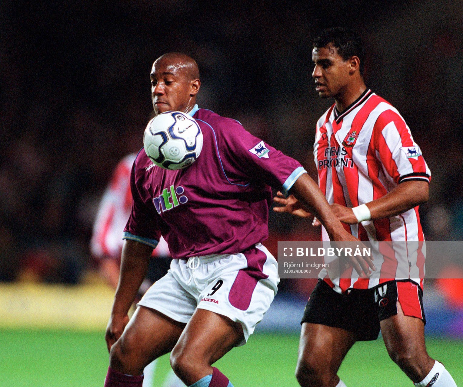 Dion Dublin, Aston Villa och Tahar el Khalej, Southampton