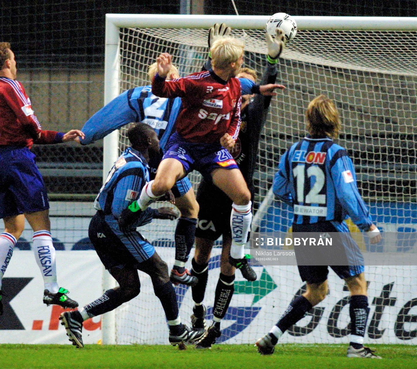Johan Anegrund, Örgryte nickar in sitt 1-0 mål