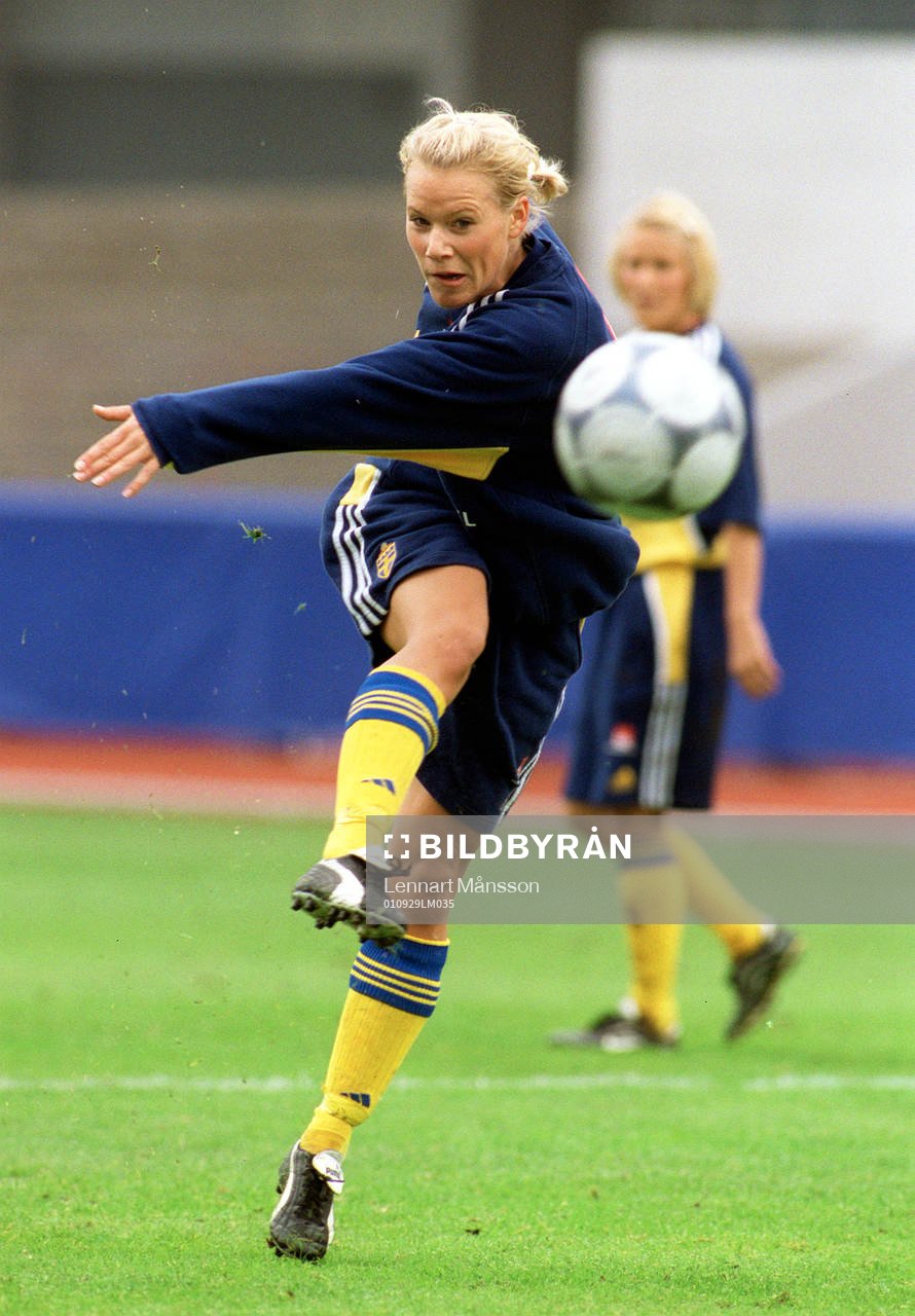 Fotboll, Anna Sjöström, Sverige