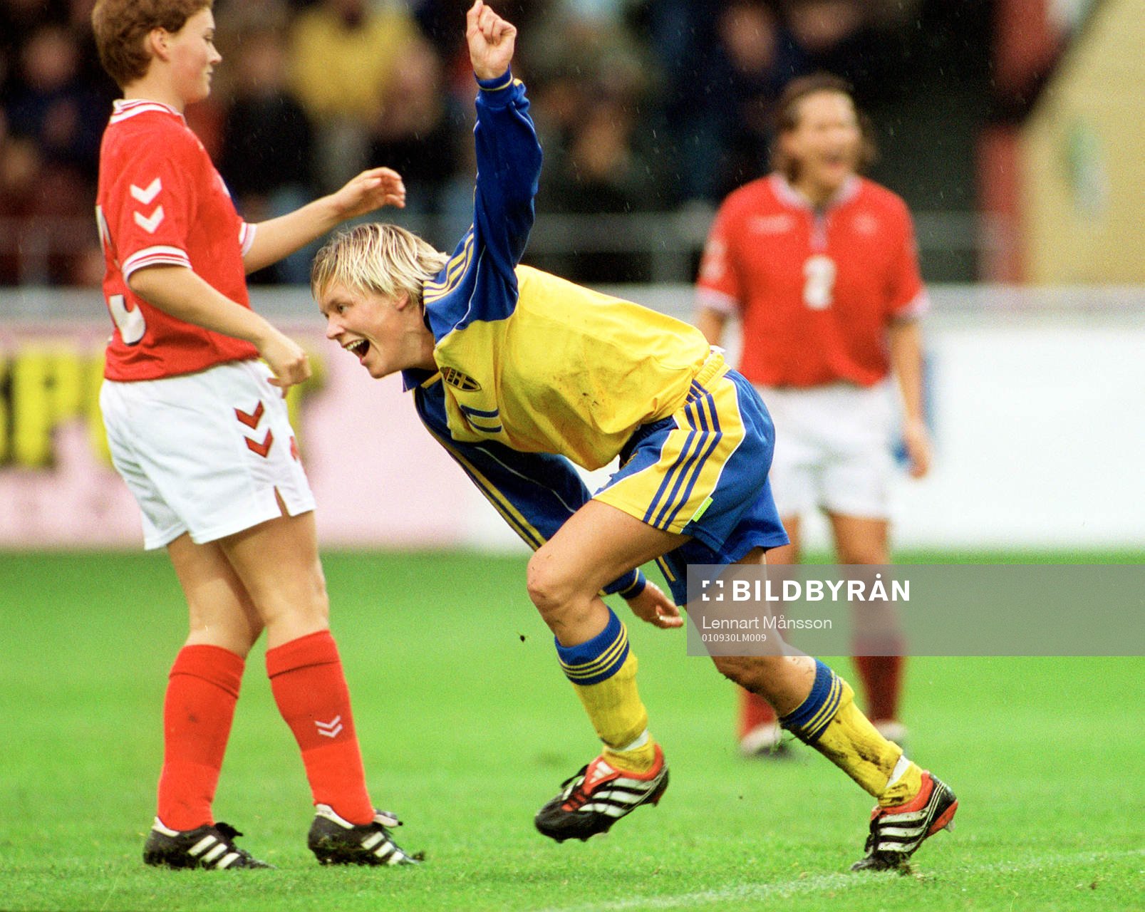Debutanten Ulrika Björn, Sverige jublar