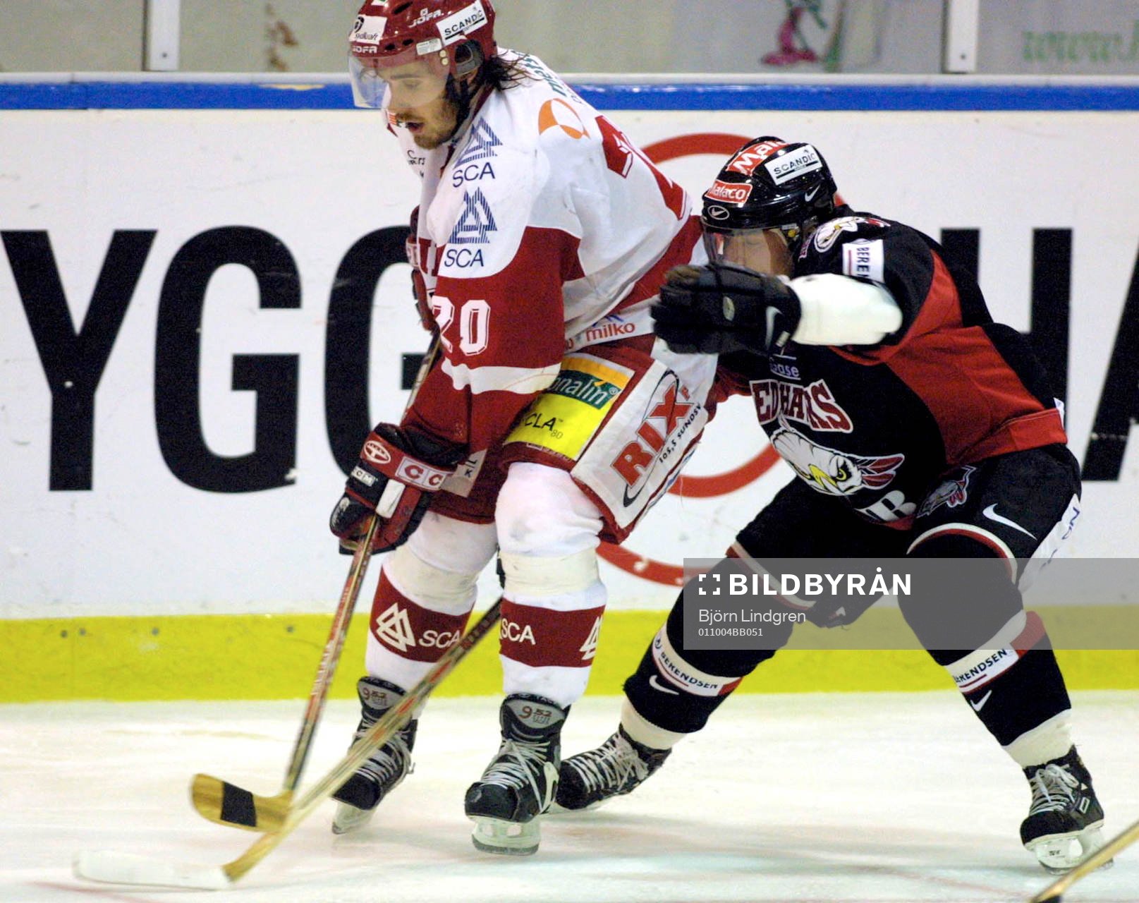 Matchens kung, Henrik Zetterberg, Timrå håller undan
