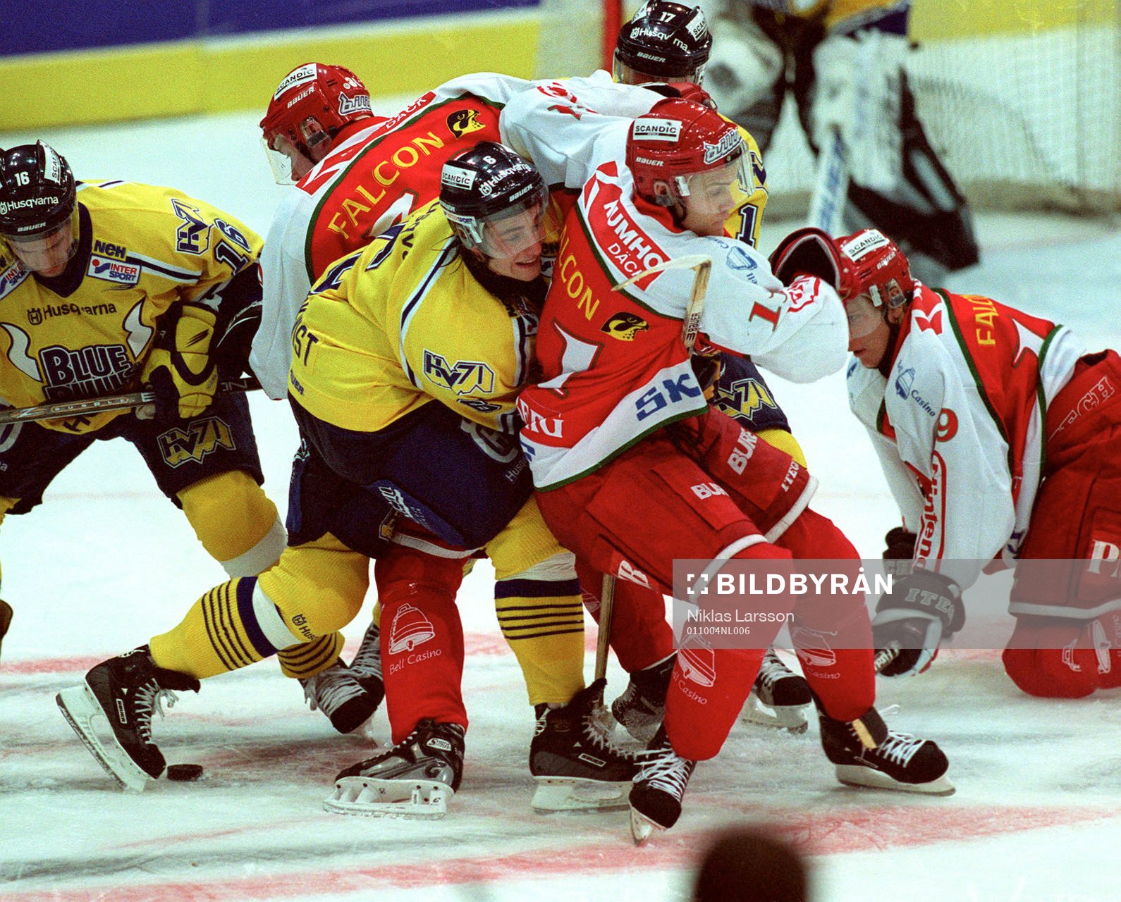 Daniel Ljungkvist, HV71 och Magnus Kahnberg, Frölunda