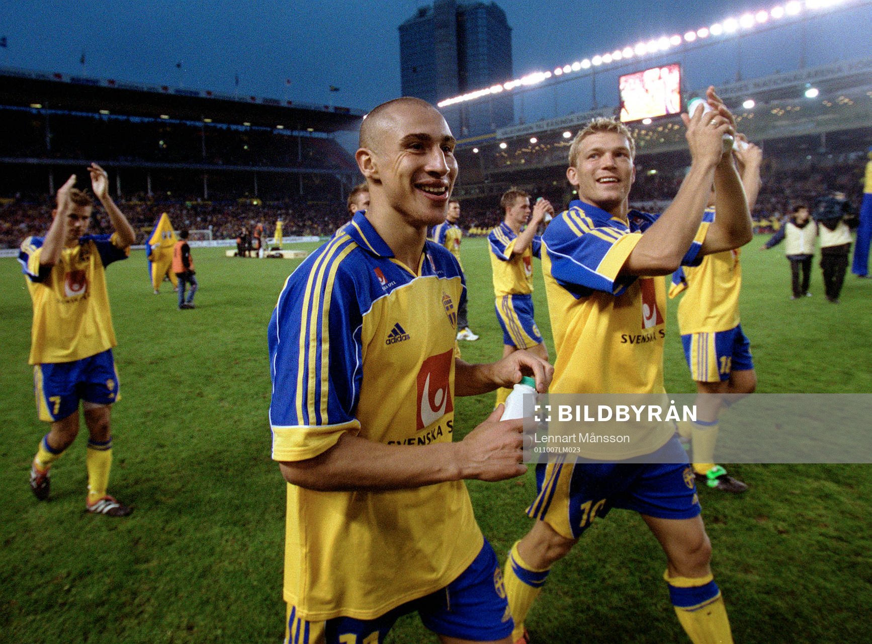 Henrik Larsson och Marcus Allbäck, Sverige