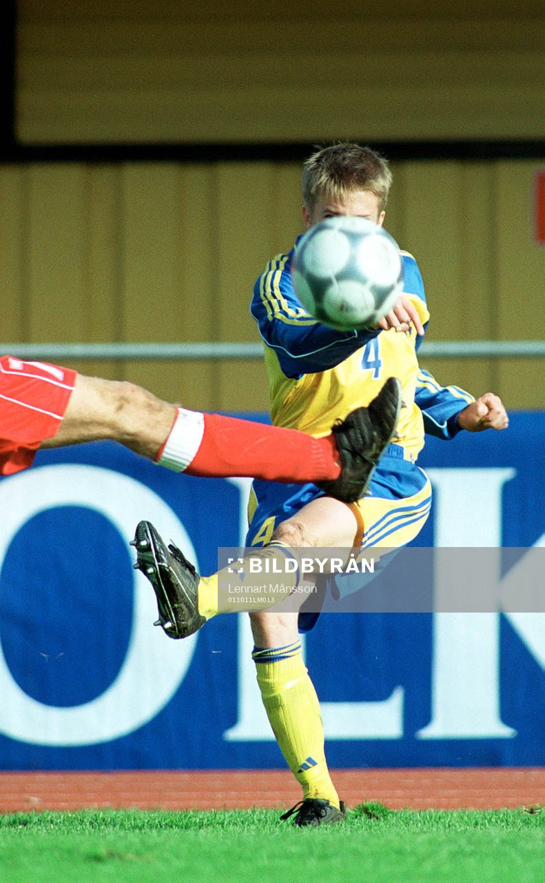 Sverige - Polen: Tont Mahr, Sverige, boll, spark