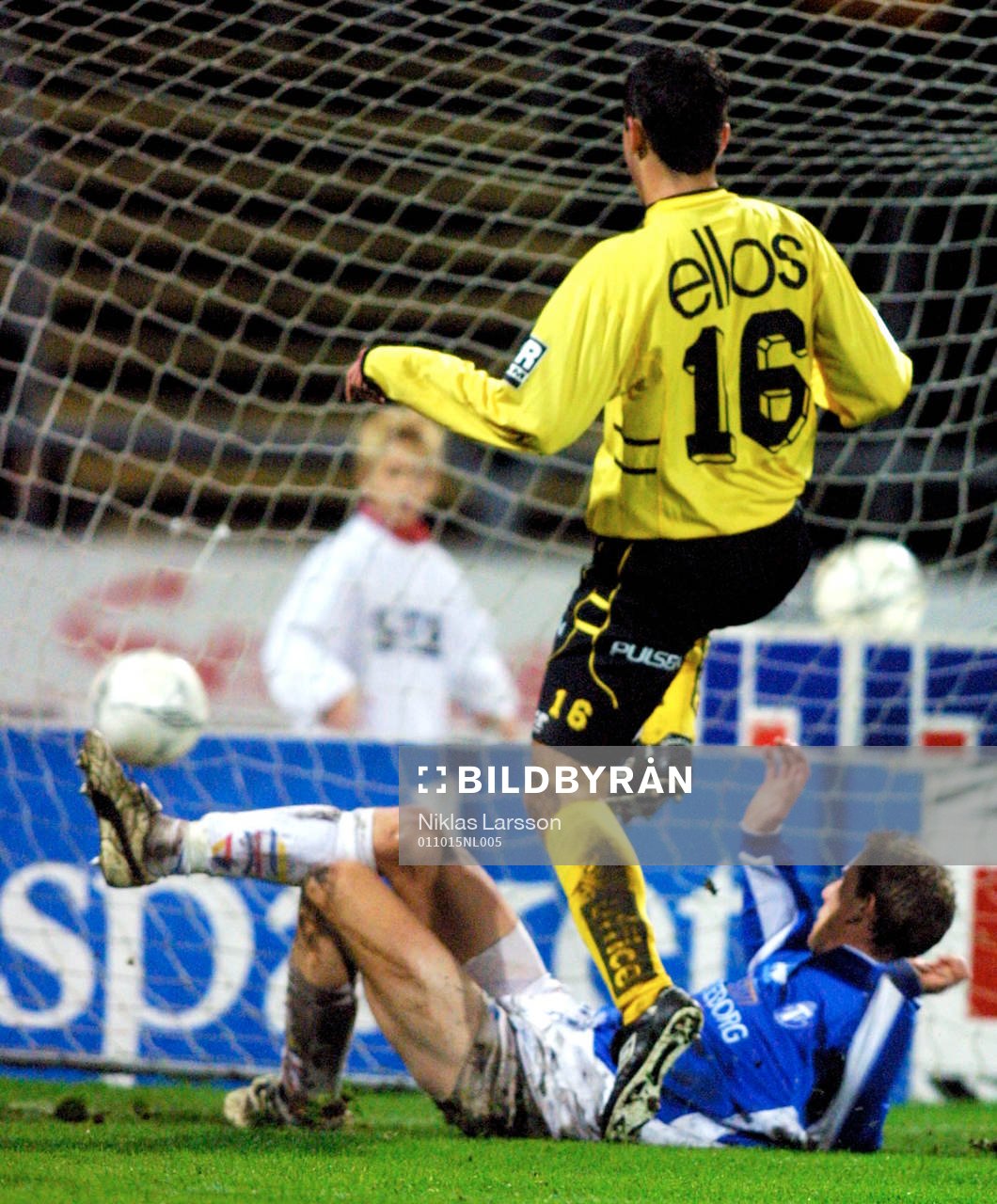 Bruno Franca Fogaca, Elfsborg sparkar in 2-0 målet
