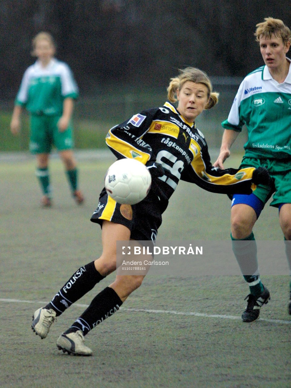 Fotboll, Damallsvenskan Allsvenskan, Dam, Umeå - Mallbacken: Umeå Svenska Mästare: Tina Nordlund gjorde 3 mål i sista matchen för säsongen