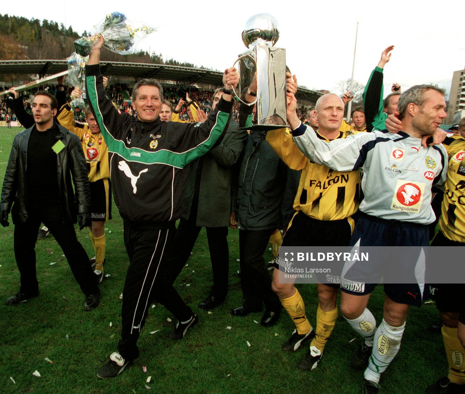 Sören Cratz och Hammarby jublar