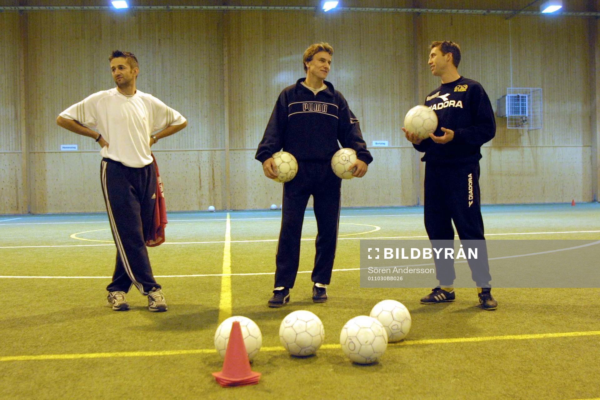 . T.v Nebojsa Novakovic, AIK, t.h Peter Erra Eriksson,
