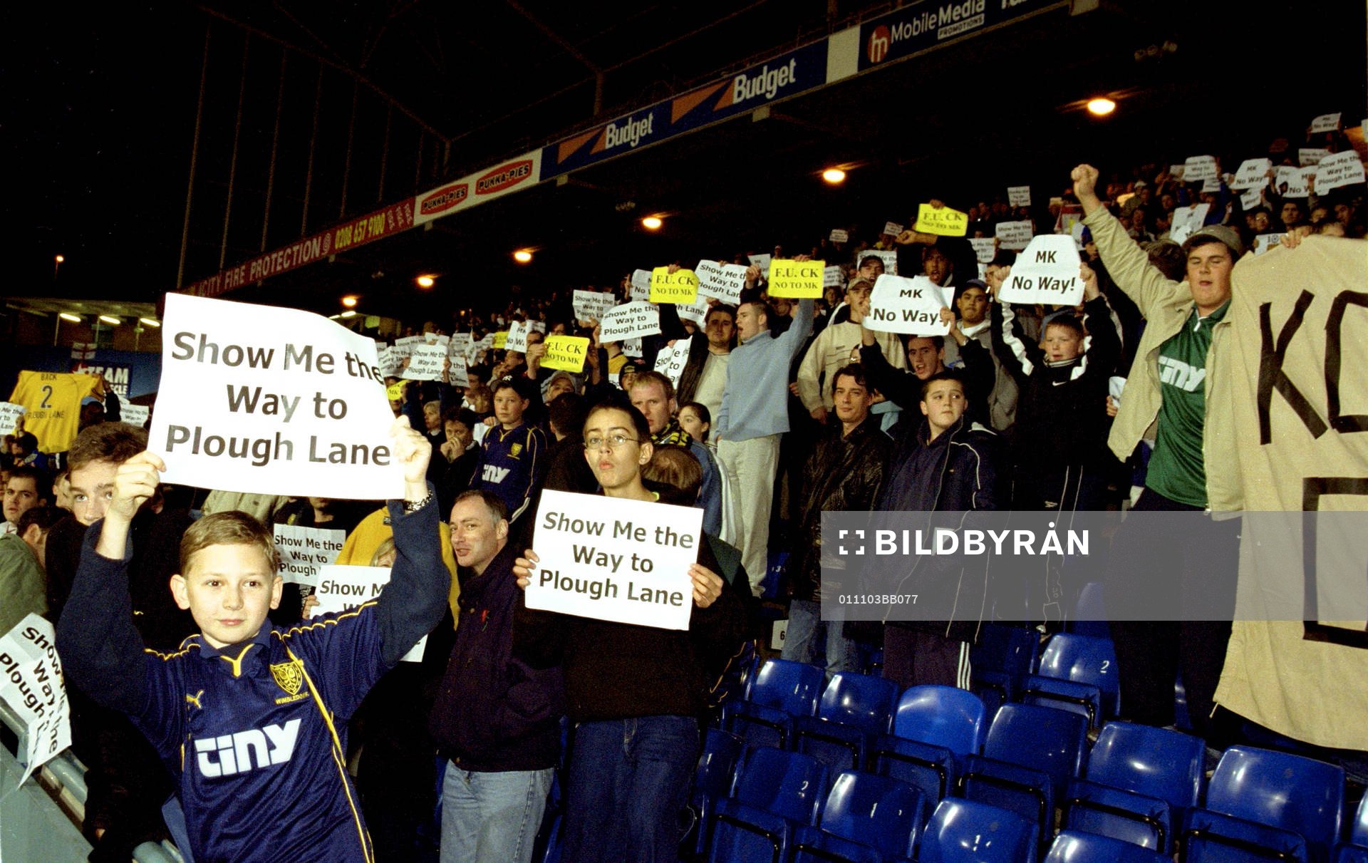 Wimbledon fans protesterar mot