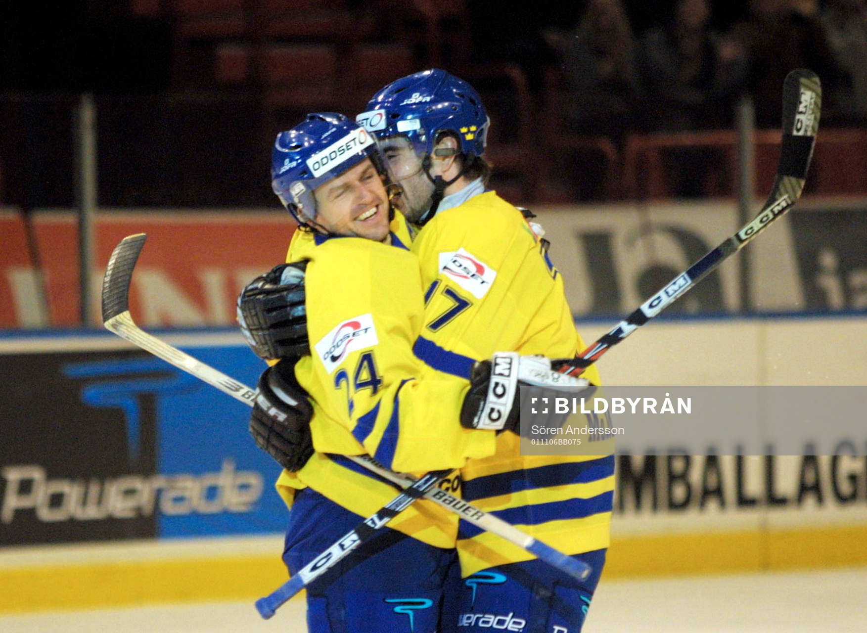 Thomas Rhodin och Mathias Johansson, Sverige jublar