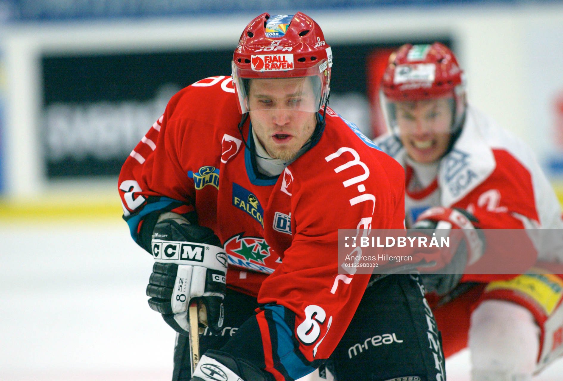 Mikael Wahlberg, Modo