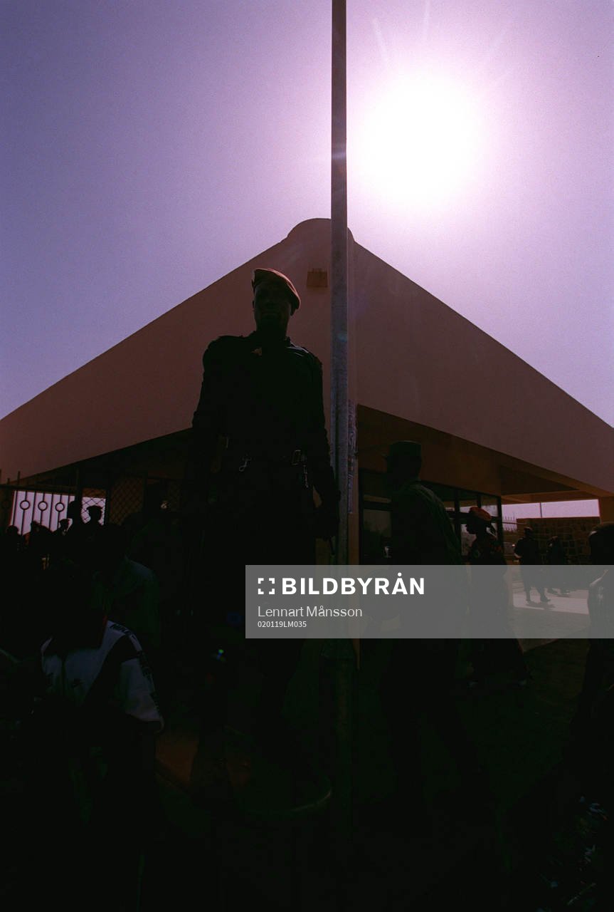 Mali - Liberia,  polis