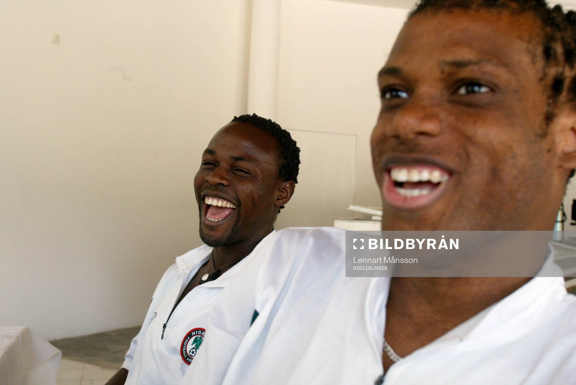  Sunday Oliseh och Victor Ikpeba är glada över de svenska journalisternas intresse.