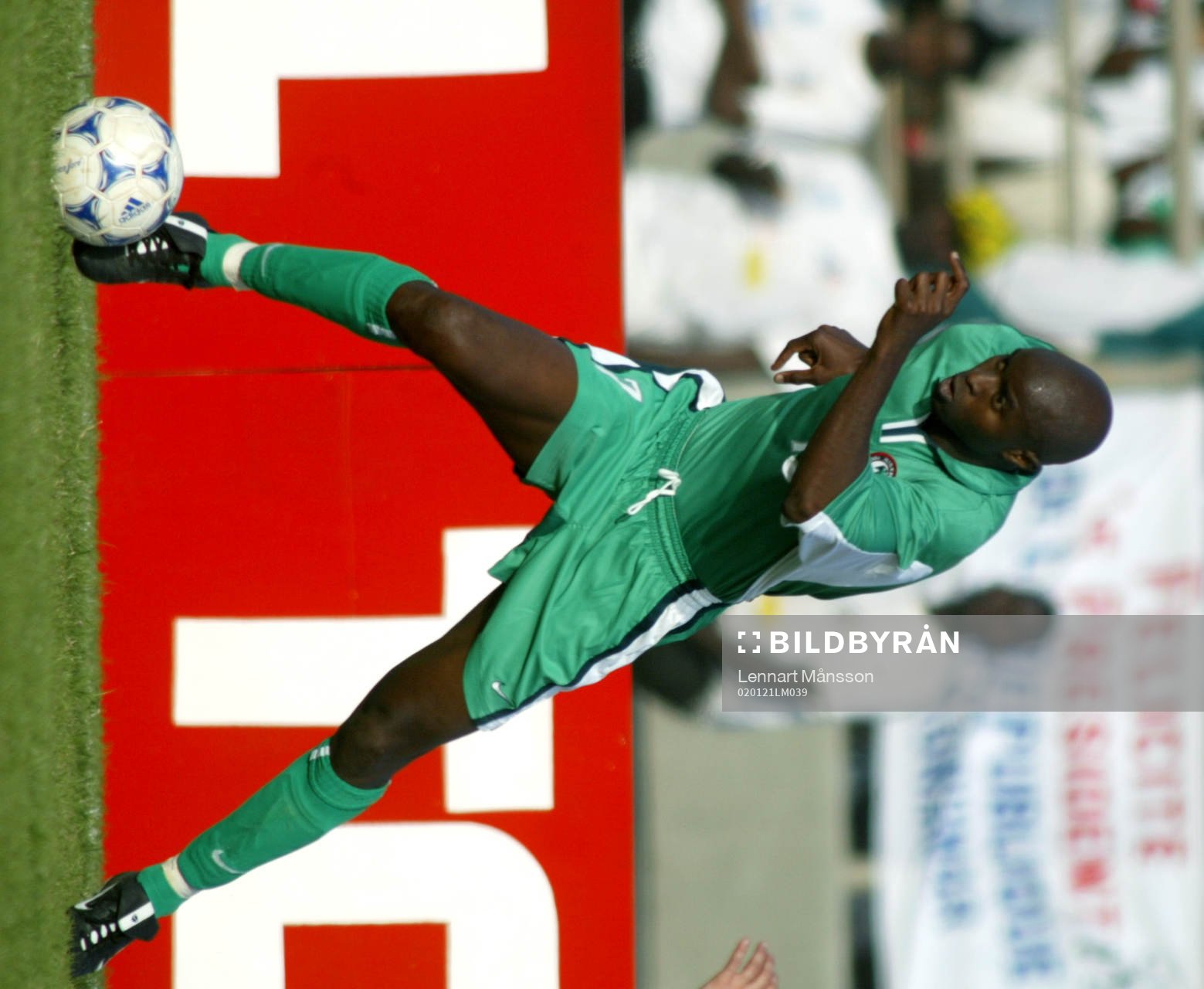  Afrikanska mästerskapen, Algeriet - Nigeria 0 - 1: Finidi George, Nigeria.